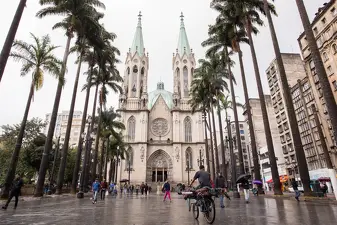 cripta-igreja-se-100-anos-f99a8658-celso-tavares-g1-