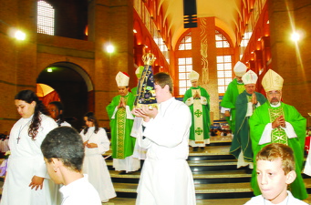 30092007 dom odilo romaria arquidiocesana foto Luciney Martins03