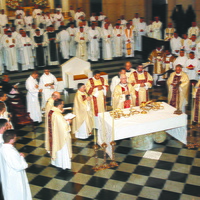 05092008 dom odilo dedicacao altar catedral se_foto Luciney Martins03.jpg