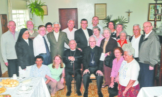 10092009 dom odilo aniversario 88anos dom paulo foto Luciney Martins02