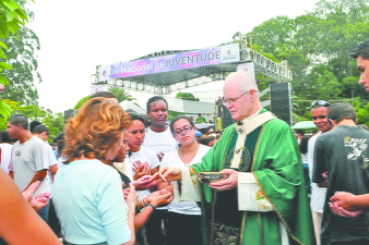25102009 dom odilo dia nacional juventude foto Luciney Martins01