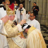 09072011 dom odilo dom julio akamine ordenaçao episcopal_foto Luciney Martins02.jpg