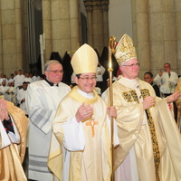 09072011 dom odilo dom julio akamine ordenaçao episcopal_foto Luciney Martins04.jpg