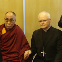 17092011 dom odilo e dalai lama_foto Thiago Carlos Zambini02.jpg