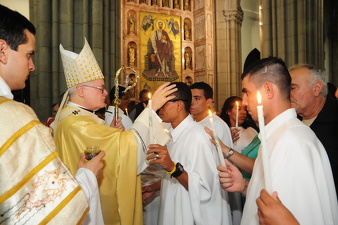 30032013 dom odilo semana santa vigilia pascal foto Luciney Martins01