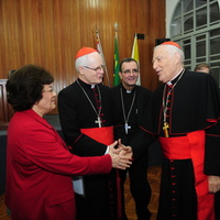 08052015 dom odilo cardel zenon grocholewski prefeito congregacao educacao catolica_foto Luciney Martins01.jpg