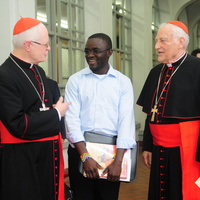 08052015 dom odilo cardel zenon grocholewski prefeito congregacao educacao catolica_foto Luciney Martins02.jpg