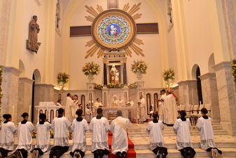 16 basilica santana 130anos013