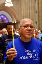 10 jubileu2025 peregrinacao terco homens022