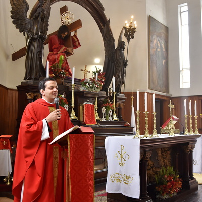 Festa da Exaltação da Santa Cruz na Paróquia Bom Jesus dos Passos