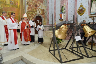 24 paroquia santa candida bencao sinos005