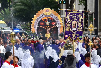 22 nuestro senhor de los milagros011