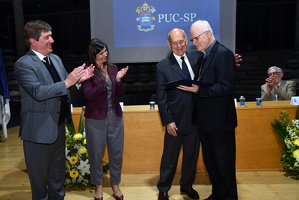 22 padre oscar beozzo doutor honoris causa puc006
