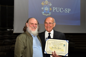 22 padre oscar beozzo doutor honoris causa puc041