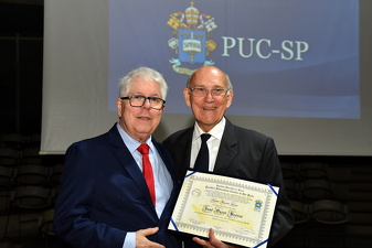 22 padre oscar beozzo doutor honoris causa puc059