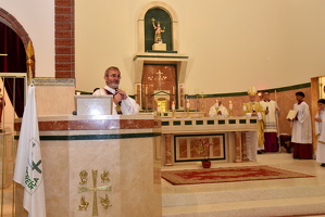 29 paroquia sao vito dedicacao altar075
