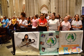 19  jubileu2025 peregrinacao vicariato caridade022