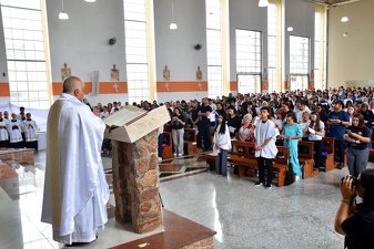 19 paroquia natividade senhor dedicacao altar015