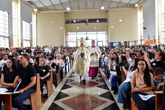 19 paroquia natividade senhor dedicacao altar033
