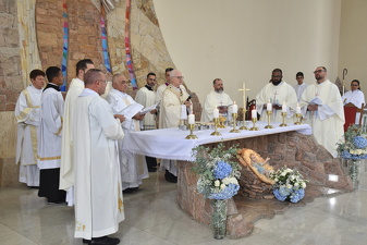 19 paroquia natividade senhor dedicacao altar060