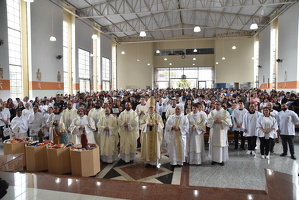 19 paroquia natividade senhor dedicacao altar079
