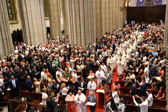 10 ordenacao sacerdotal arquidiocesana001 foto Luciney Martins