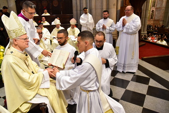 10 ordenacao sacerdotal arquidiocesana018 foto Luciney Martins