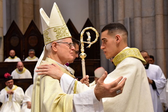 10 ordenacao sacerdotal arquidiocesana058 foto Luciney Martins
