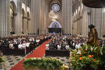 68c2f247-1910-4b0c-8fdb-32318e00eeb7