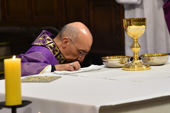 18 cardeal baldassare reina catedral016