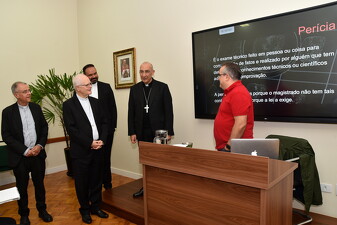 18 cardeal baldassare reina faculdade direito canonico007