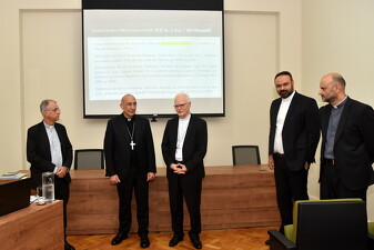 18 cardeal baldassare reina faculdade direito canonico011