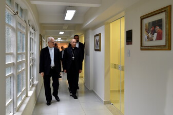 18 cardeal baldassare reina faculdade direito canonico016