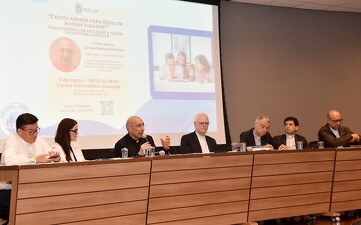 18 cardeal baldassare reina pastoal familiar017