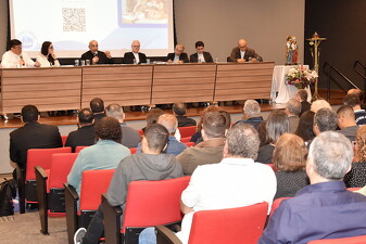 18 cardeal baldassare reina pastoal familiar018