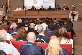 18 cardeal baldassare reina pastoal familiar019