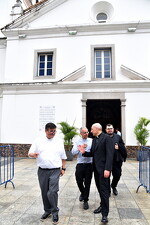 18 cardeal baldassare reina pateo colegio003