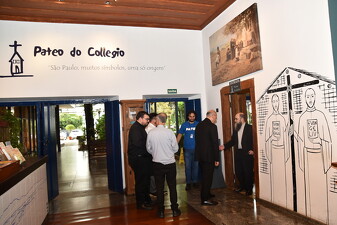 18 cardeal baldassare reina pateo colegio006