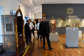 18 cardeal baldassare reina pateo colegio010