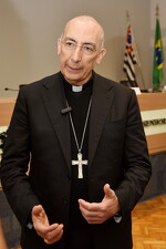 18 cardeal baldassare reina puc faculdade teologia002