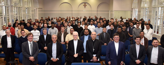 18 cardeal baldassare reina puc faculdade teologia006x