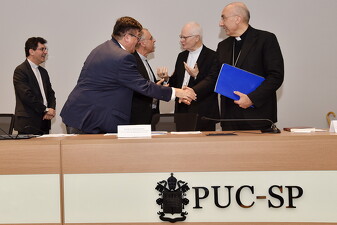 18 cardeal baldassare reina puc faculdade teologia011