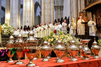08 semana santa arquidiocesana missa crisma05