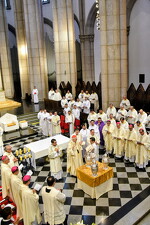 08 semana santa arquidiocesana missa crisma12