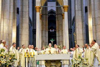 08 semana santa arquidiocesana missa crisma15