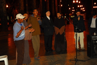 29082007 dom odilo moradores rua foto Luciney Martins01