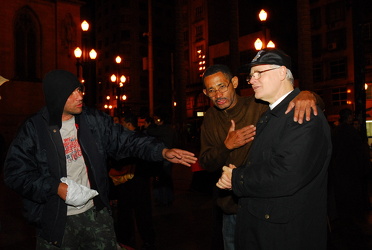 29082007 dom odilo moradores rua foto Luciney Martins02