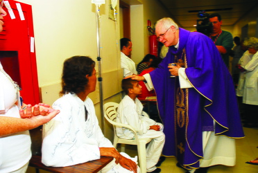 17122007 dom odilo hospital emmilio ribas foto Luciney Martins01