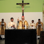 28082009 dom odilo regiao belem paroquia santo afonso dedicaçao altar_foto Luciney Martins02.jpg