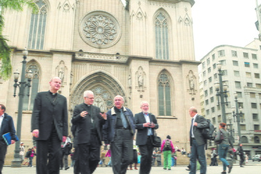 11102010 dom odilo comitiva adveniat foto Luciney Martins02